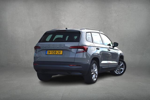 Skoda Karoq 1.0 TSI Business Edition | Apple CarPlay | Virtual | Stuur- en Stoelverwarming
