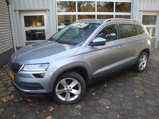 Skoda Karoq 1.5 TSI ACT Sportline Business 150 PK/ CarPlay /stoelverwarming