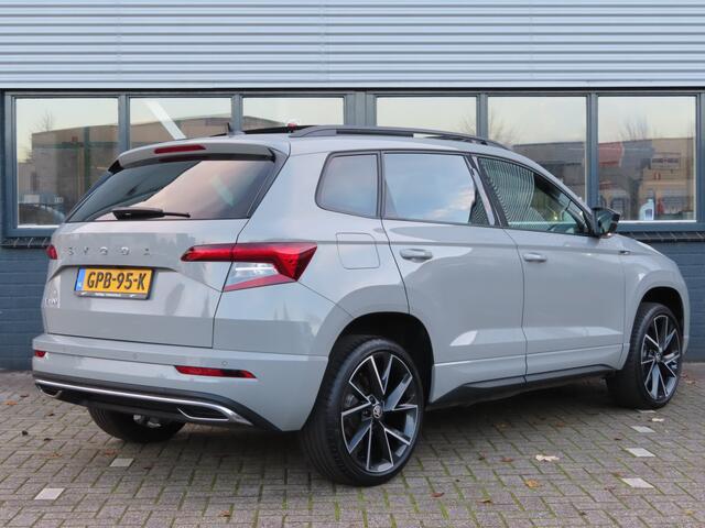 Skoda Karoq 1.5 TSI ACT Sportline Business DSG | pano dak | achterklep elektrisch | stoelverwarming | 19 inch