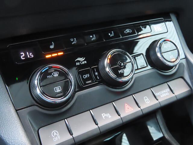 Skoda Karoq 1.5 TSI ACT Sportline Business DSG | pano dak | achterklep elektrisch | stoelverwarming | 19 inch