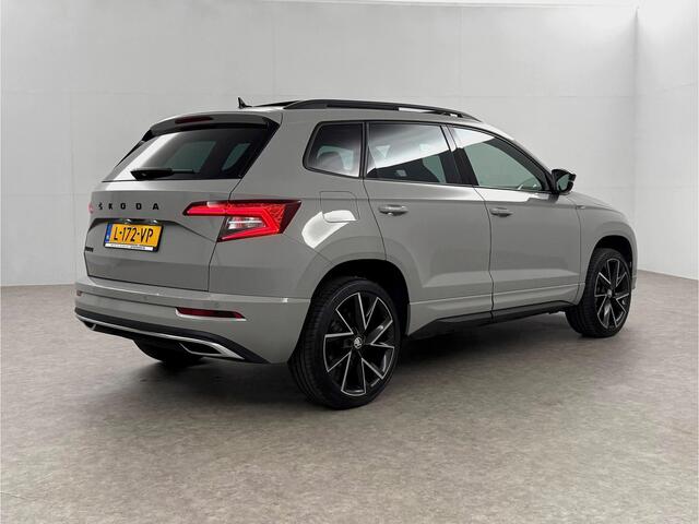 Skoda Karoq 1.5 TSI ACT 150PK Sportline | Pano | Sfeerverl. | Camera | LED | Virtual | Carplay | Stoel/Stuurverw.