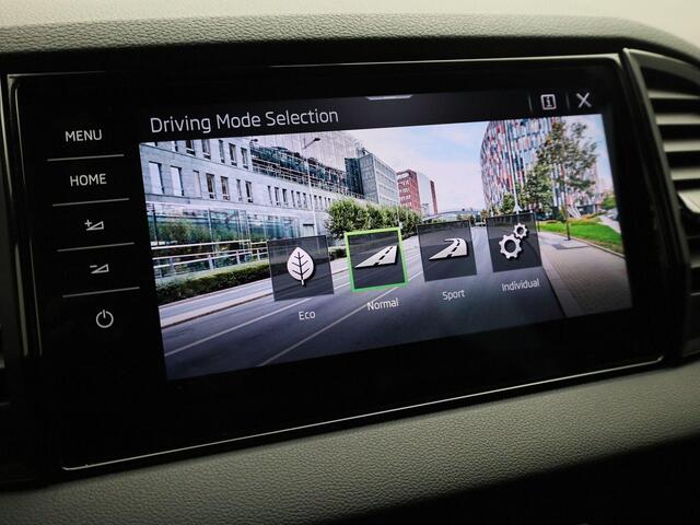 Skoda Karoq 1.5TSI/150PK ACT Sportline DSG · Navigatie · Trekhaak · Apple/Android Car Play · Camera · Garantie tot maart 2029 of 60000km.