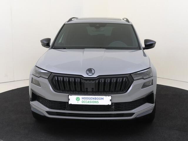 Skoda Karoq 1.5 TSI ACT Sportline Business | Panoramadak | Adaptieve demping systeem | Achteruitrijcamera | Keyless | Stoel- en stuurwielverwarming | Adaptieve cruise control | CarPlay |