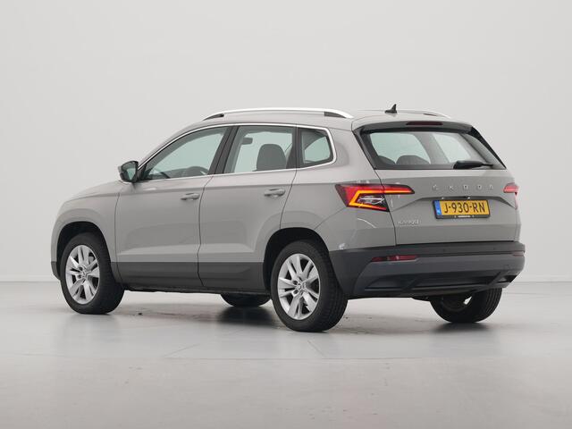 Skoda Karoq 1.0 TSI 115pk Business Edition Plus Navigatie Stoelverwarming Camera Clima Carplay 42