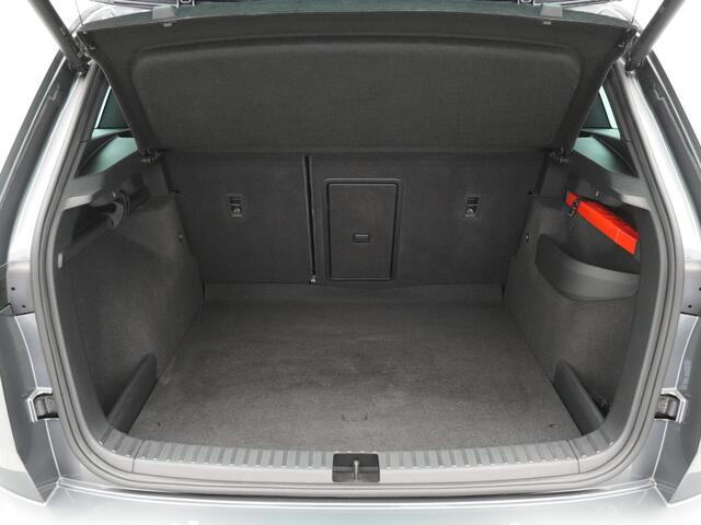 Skoda Karoq 1.5 TSI ACT 150PK DSG Sportline Business Navigatie Camera elek klep keyless 18"velgen 151 naar Boxtel