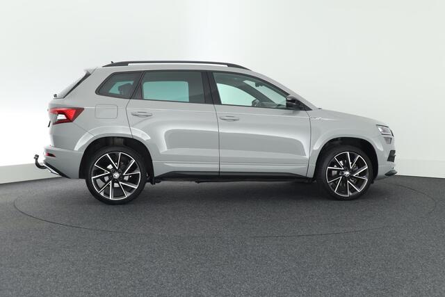 Skoda Karoq 1.5 TSI 150pk DSG ACT Sportline Business Trekhaak Camera Led Virtual Cockpit Keyless Navigatie