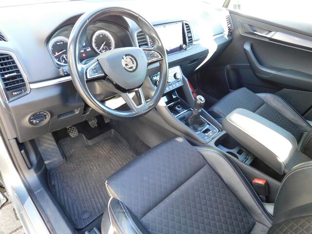 Skoda Karoq 1.5TSI 150PK STYLE!! All-in Prijs! Trekhaak!