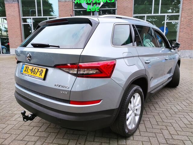 Skoda Kodiaq 2.0 TSI DSG 190PK 4x4 Style Business Panoramadak - Wegklapbare trekhaak - Leder - Blindspot detectie - NL auto