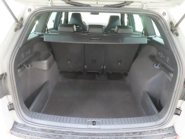 Skoda Kodiaq 1.5 TSI Sportline Business Virtual dashboard- Leder/Alcantara - Apple Carplay - NL auto