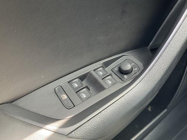 Skoda Kodiaq 7-Pers 1.5 TSI Limited Business 7-Pers Pano Automaat Canton Alcantara Vol opties!