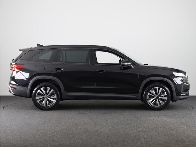 Skoda Kodiaq Business Edition m-HEV 1.5 TSI 150 pk 7 versn. DSG | Trekhaak | Comfort Pakket | Dynamic Chassis Control | Winter Pakket | Parkeer pakket | 18 inch lichtmetalen velgen | Ligh & View