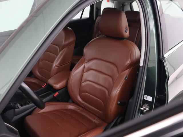 Skoda Kodiaq 1.5 TSI Business Edition 7-persoons | Leder | Trekhaak | Stoelverwarming | Carplay | Camera | Full LED | Navigatie | Canton Sound | Climate control