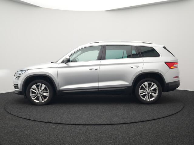 Skoda Kodiaq TSI ACT Style 7persoons Automaat 150pk Dealer O.H Adaptive Cruise | Sportstoelen Memory & Verwarmd | Navigatie | Apple Carplay | DAB | Front Assist | Draadloos Laden |