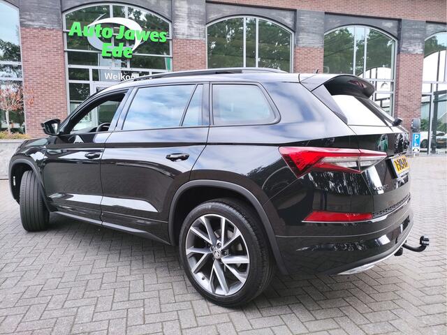 Skoda Kodiaq 1.5 TSI DSG Sportline Business Panoramadak - Trekhaak - Adaptieve Cr.control - 20Inch LMV - Stoel+Stuur+Voorruitverwarming