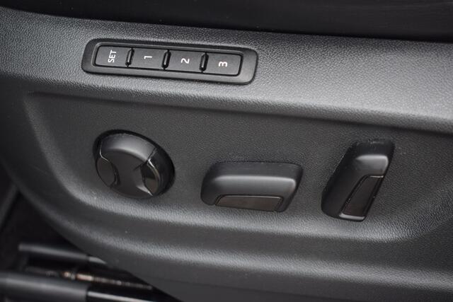 Skoda Kodiaq 1.4 TSI Automaat Style Business Leder/Alcantara | Carplay | LED | Canton | Adap. Cruise | Trekhaak | Dealer Onderhouden!!