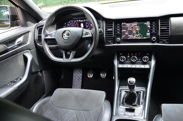 Skoda Kodiaq 1.5 TSI Sportline Business Navi/Led/Ecc/Pdc/Achteruitrij-camera/Half-Leer/Privacy-Glass/Cruise control adaptief/Elektrisch verstelb./Trekhaak-Wegklapbaar/ bestuurdersstoel met geheugen/Virtual Cockpit