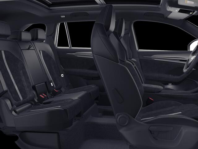 Skoda Kodiaq Sportline Business 1.5 TSI PHEV 204 PK | Automaat | Trekhaak | Panorma dak | LED-Matrix | 19" lichtmetalen velgen |