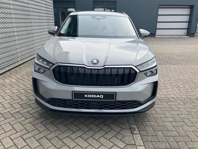 Skoda Kodiaq Business Edition 1.5 TSI PHEV 204 PK DSG | Automaat | Elektrische achterklep | Navigatie | Adaptieve cruise control | 19'' Lichtmetalen velgen | Camera |