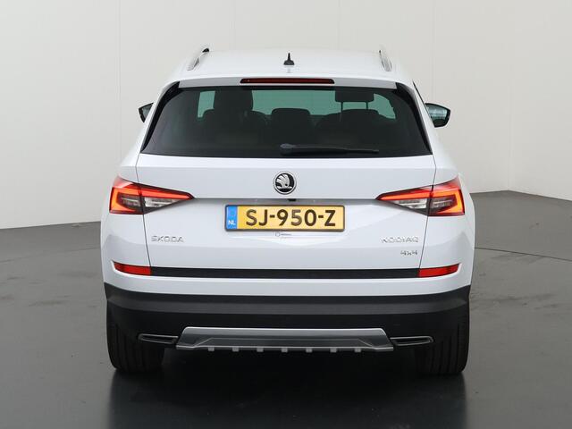 Skoda Kodiaq 2.0 TSI 4x4 Style Business 7p. | Trekhaak Uitklapbaar | Leder | Cruise Control Adaptief | Canton Audio |