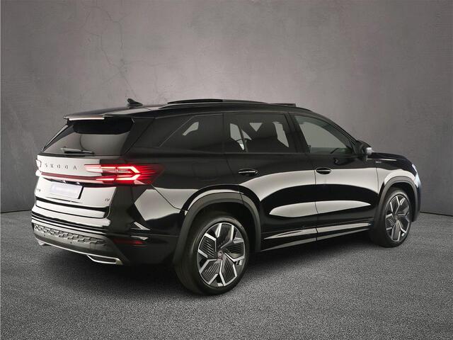Skoda Kodiaq Sportline Business 1.5 TSI PHEV 204pk DSG Automaat Trekhaak, Panoramadak, Verwarmde voorruit, Adaptive cruise control, Achteruitrijcamera, CANTON audio
