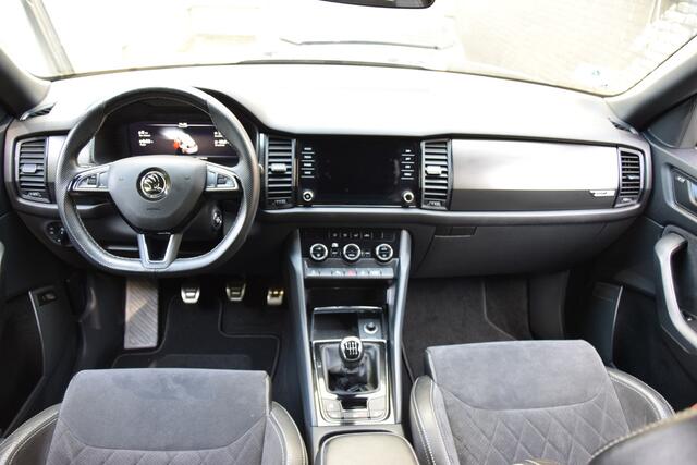 Skoda Kodiaq 1.5 TSI 150PK Sportline Business | Org. NL | BOVAG Garantie | Virtual Cockpit | 19'' Velgen | Camera | Elektrisch Verstelbare Kofferklep | Carplay | Elektrische Bestuurdersstoel |
