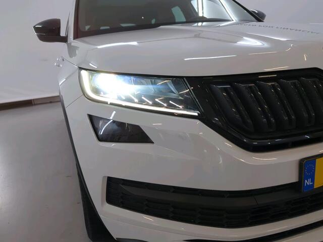 Skoda Kodiaq 1.5 TSI Sportline Business 7p. DSG Automaat Panoramadak / Camera / El. verstelbare stoel / Trekhaak wegklapbaar / LED / Navigatie