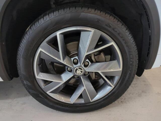 Skoda Kodiaq 1.5 TSI Sportline Business 7p. DSG Automaat Panoramadak / Camera / El. verstelbare stoel / Trekhaak wegklapbaar / LED / Navigatie