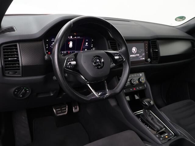 Skoda Kodiaq 1.5 TSI Sportline Business | 150 PK | Automaat | Sportstoelen | Achteruitrijcamera | Stoelverwarming | 19" LMV |