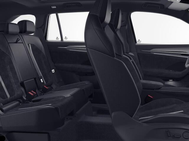 Skoda Kodiaq Sportline Business 1.5 TSI PHEV 204PK | Trekhaak | Panoramadak | Canton audio | Winter pakekt