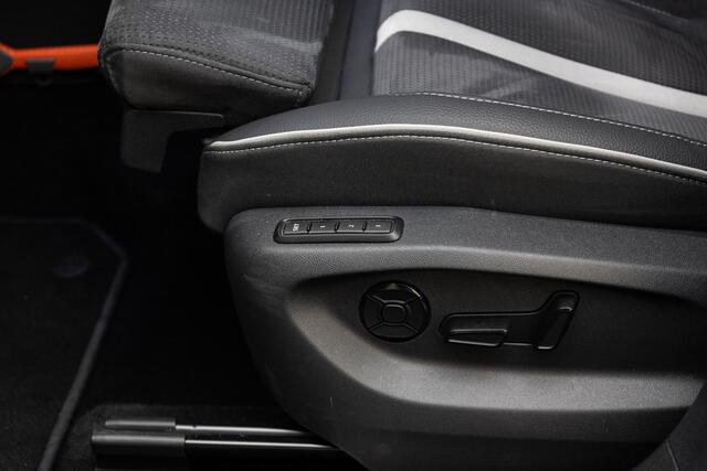 Skoda Kodiaq 1.5 TSI PHEV Sportline Business | Panoramadak | Trekhaak | 20 Inch | Head-Up |