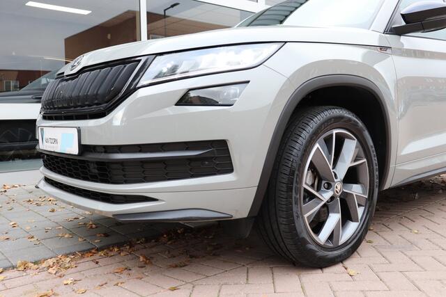 Skoda Kodiaq 1.5 TSI Sportline Business 7p. Automaat. Panoramadak, Trekhaak, 19"lm, navigatie