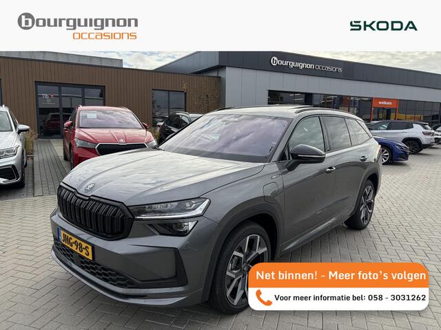 Skoda Kodiaq 1.5 TSi 204 Pk Automaat PHEV Sportline Business | Canton Audio | Panoramadak | Elektrische Stoelen | Trekhaak | Stoel Verwarming | CarPlay | Camera | LED | 20 Inch | Nieuwe Auto!!