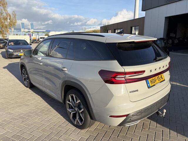 Skoda Kodiaq 1.5 TSi 204 Pk Automaat PHEV Sportline Business | Panoramadak | Trekhaak | Stoel Verwarming | Canton Audio | Carplay | Elektrische Achterklep | 20 Inch | 17.782 Km!