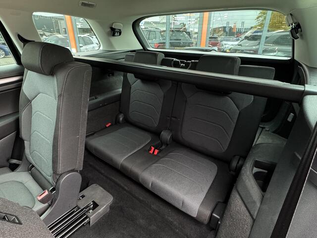 Skoda Kodiaq 1.5 TSi 150 Pk Automaat Business Edition 7-Pers. | Matrix LED | Navigatie | Keyless | Stoelverwarming | Parkeersensoren | 18 Inch | Trekhaak | 70.728 Km!!