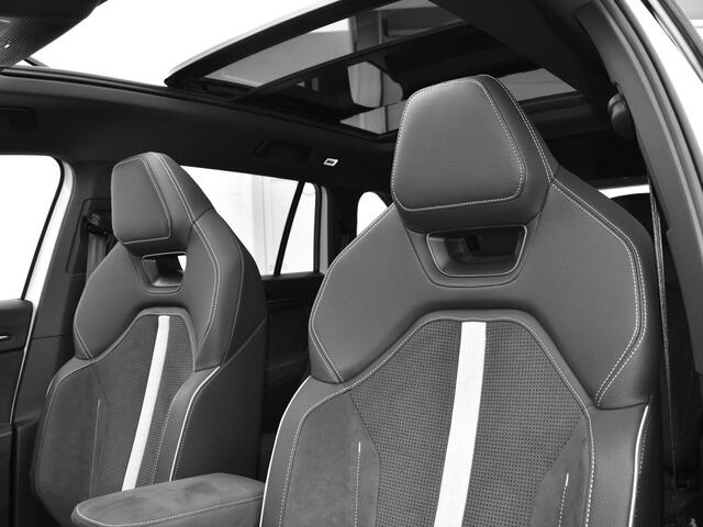 Skoda Kodiaq 1.5 TSI 204PK PHEV Sportline Business · Panoramadak · Camera · Elek. Trekhaak · Canton Audio · Elek.Bestuurdersstoel · Apple/Android Car Play · Keyless · 19'' Inch · Garantie t/m 19-03-2028 of 100.000km