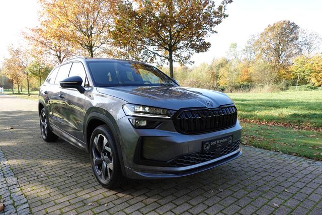 Skoda Kodiaq 1.5 TSI Sportline Business 7p. | Trekhaak elek. | Panodak | Head Up | CarPlay | Alcantara | Navi | Camera | Cruise Control | Stuurwielverw. | Stoelverw. |