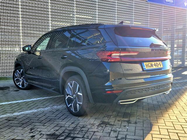 Skoda Kodiaq 1.5 TSI PHEV Sportline Business PANO/ 20 inch/ Trekhaak/ Comfort pakket/ Light&View