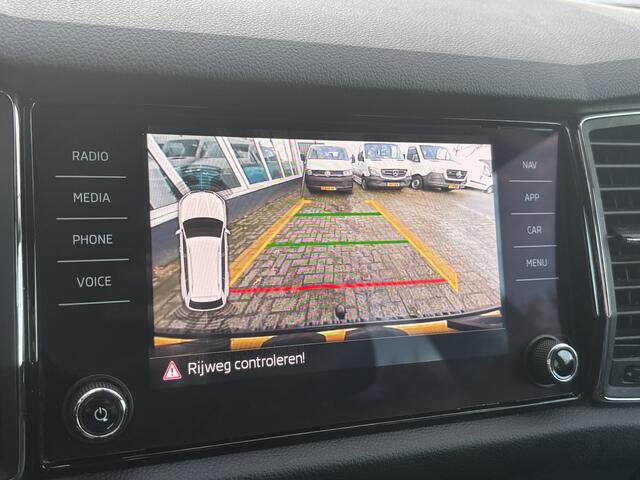 Skoda Kodiaq 1.5 TSI Business Edition 7persoons | Trekhaak | Stoelverwarming | Parkeer Camera | Cruise