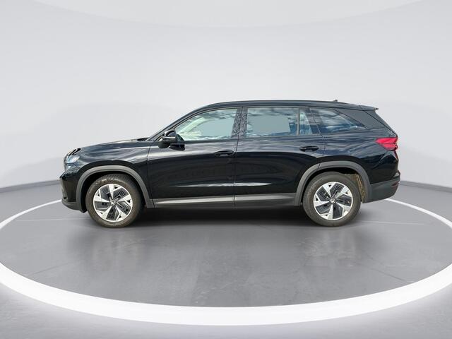 Skoda Kodiaq 1.5 TSI 150pk DSG MHEV Business Edition 7p. · Camera · Inklap. Trekhaak · Elek. Bestuurdersstoel + Geheugen · Side Assist · Stoelverwarming · ACC · Garantie t/m 03-06-2029 of 100.000km