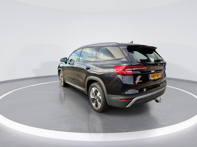 Skoda Kodiaq 1.5 TSI 150pk DSG MHEV Business Edition 7p. · Camera · Inklap. Trekhaak · Elek. Bestuurdersstoel + Geheugen · Side Assist · Stoelverwarming · ACC · Garantie t/m 03-06-2029 of 100.000km