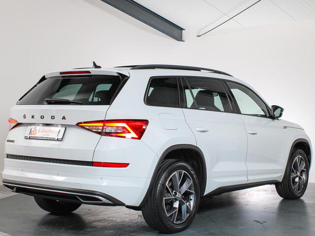 Skoda Kodiaq 1.5 TSI Sportline Business, 7-Persoons, Panoramadak, Stoel/stuurverwarming, Apple Carplay/Android Auto, ACC, Leder/Alcantara,