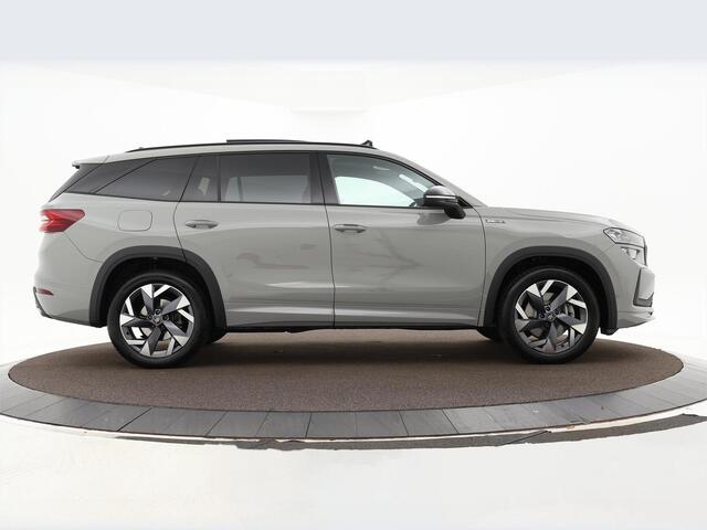 Skoda Kodiaq 1.5 TSI 204pk DSG PHEV Sportline Business · Panoramadak · Camera · Trekhaak · Apple/Android Car Play · Keyless · Matrix LED · 19'' Inch · Garantie t/m 01-07-2029 of 100.000km