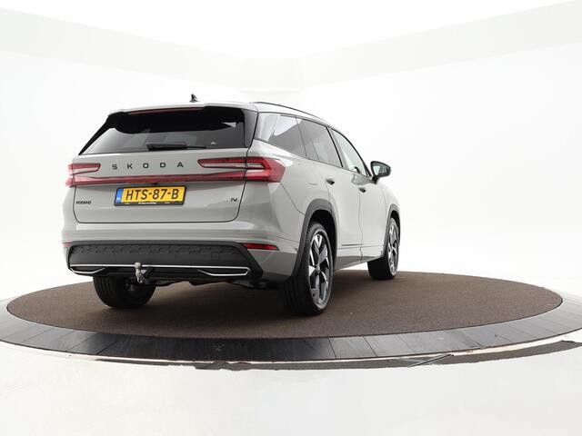 Skoda Kodiaq 1.5 TSI 204pk DSG PHEV Sportline Business · Panoramadak · Camera · Trekhaak · Apple/Android Car Play · Keyless · Matrix LED · 19'' Inch · Garantie t/m 01-07-2029 of 100.000km