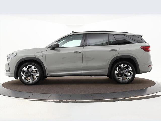 Skoda Kodiaq 1.5 TSI 204pk DSG PHEV Sportline Business · Panoramadak · Camera · Trekhaak · Apple/Android Car Play · Keyless · Matrix LED · 19'' Inch · Garantie t/m 01-07-2029 of 100.000km