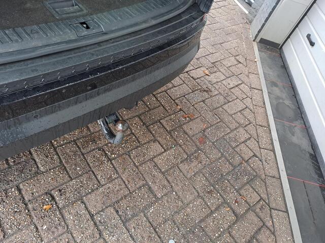 Skoda Kodiaq 1.5 TSI Business Edition, 7-Persoons, Trekhaak, Panoramadak, Camera, LED,