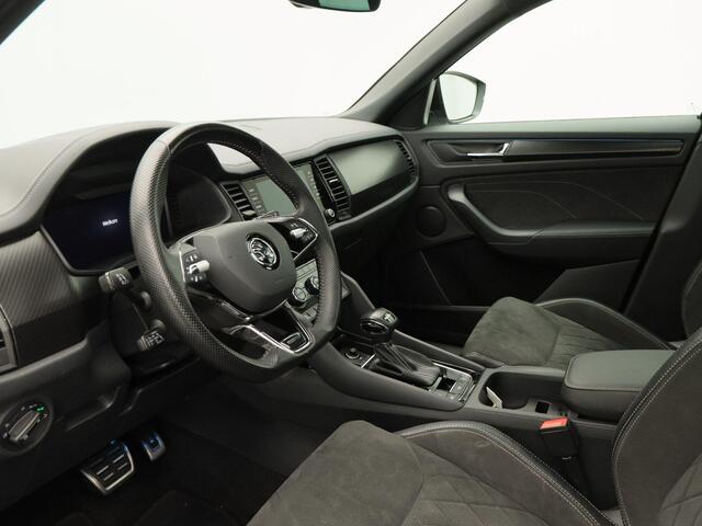 Skoda Kodiaq 1.5 TSi 150 Pk Automaat Sportline Business 7 Pers | Adaptive Cruise | Panoramadak | Navigatie | Climate Control | Stoelverwarming | Trekhaak | 86.216 Km!!
