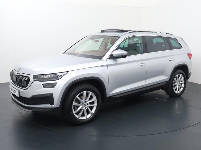 Skoda Kodiaq 1.5 TSI Business Edition Plus | 150 PK | Automaat | Trekhaak wegklapbaar | Panoramadak | Top area view 360 | Matrix LED koplampen |