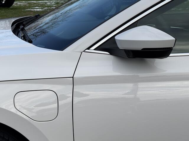 Skoda OCTAVIA Combi 1.4 TSI iV PHEV Style | Camera | ACC | LED