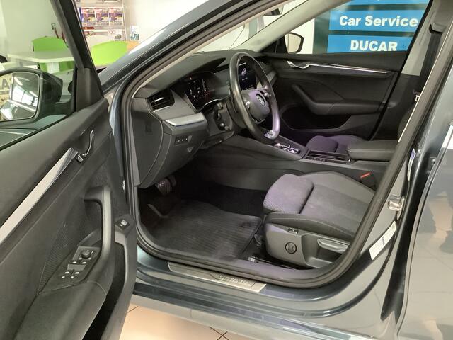 Skoda OCTAVIA Combi 1.4 TSI iV PHEV Business Edition Trekhaak tegen meerprijs Géén bijkomende afleverkosten, wel 12 maanden Bovag garantie