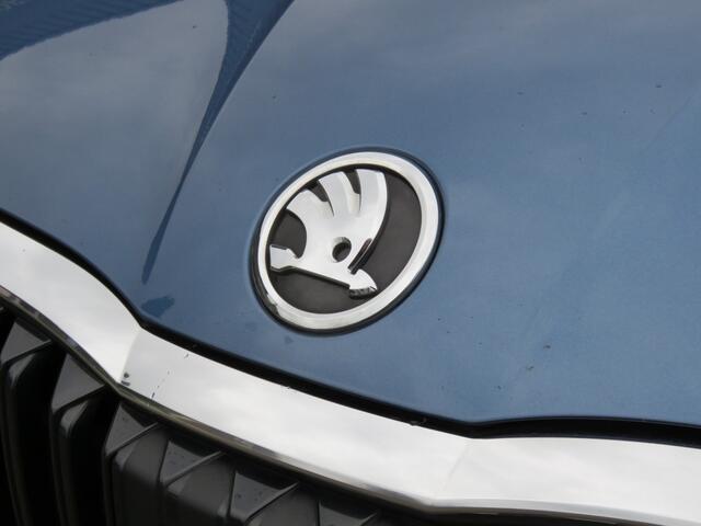 Skoda OCTAVIA Combi 1.0 TSI 110PK Business Edition / Elec.klep / Navi / Trekha